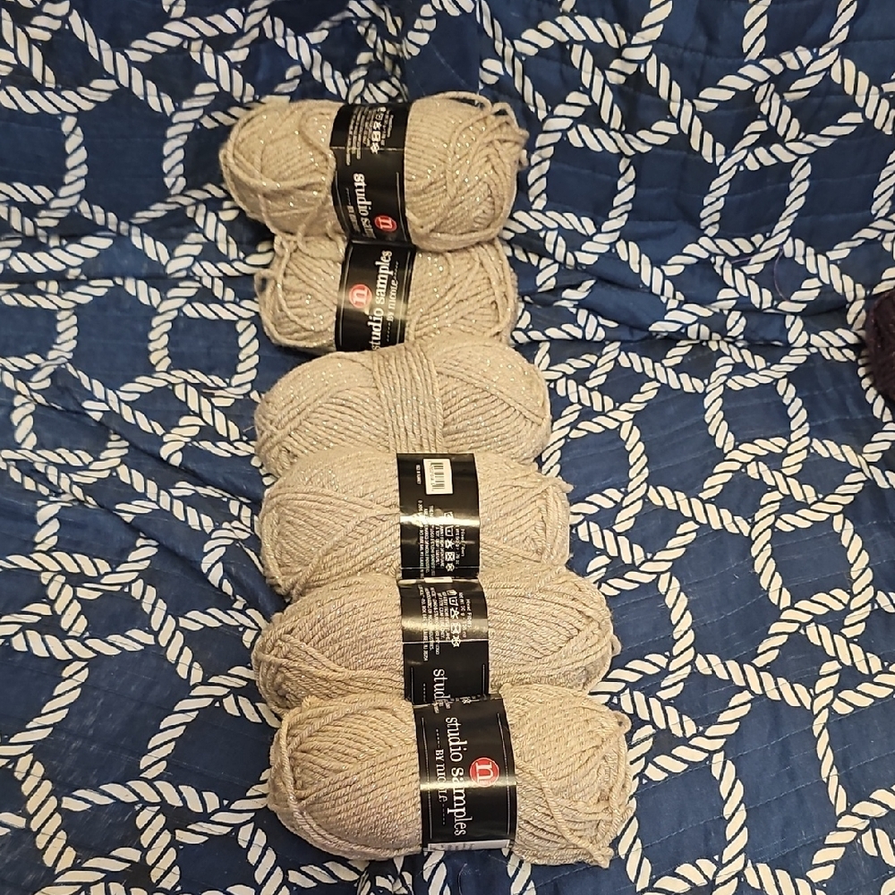 Sullivan's Yarn Bundle in Beige